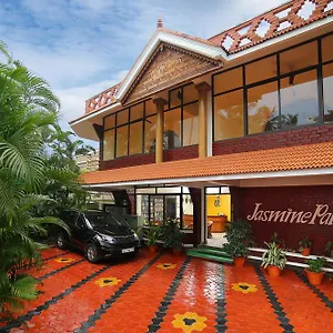 Jasmine Palace Resort